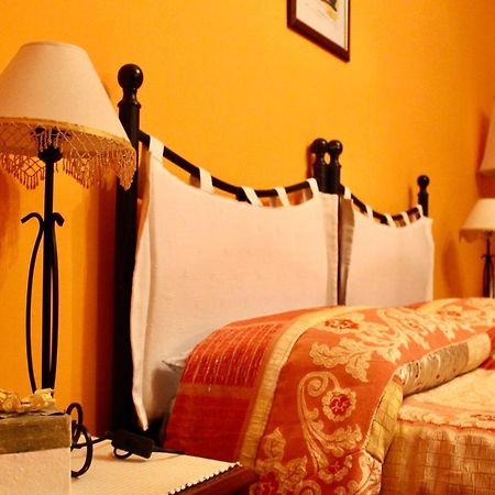 A Casa Di Mamma Hotel Milazzo Luaran gambar