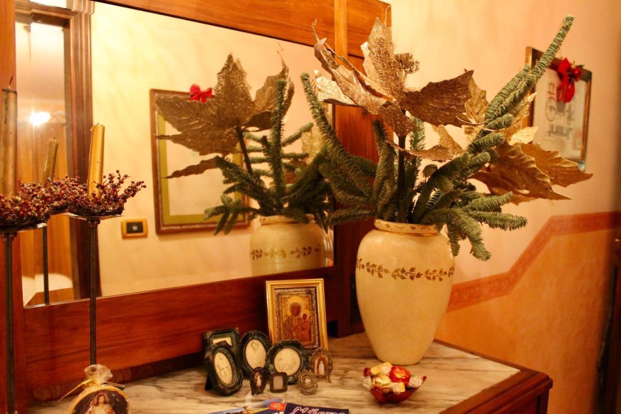A Casa Di Mamma Hotel Milazzo Luaran gambar